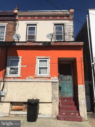 1161 Cooper St, Camden, NJ 08102