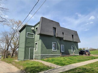 702 E 9th St, Des Moines, IA 50309
