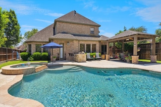 9216 Cachelle Ct, North Richland Hills, TX 76182