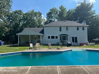 166 Dugan Ln, Toms River, NJ 08753
