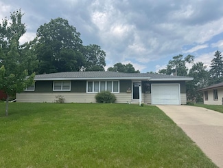 1037 24th Ave N, Saint Cloud, MN 56303