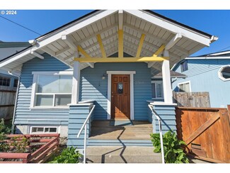 2568 Sheridan Ave, North Bend, OR 97459