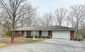 41852 Gurley Rd, New London, NC 28127