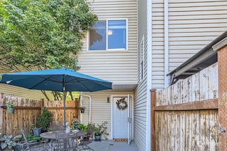 2629 SW Nevada St Unit 104, Seattle, WA 98126