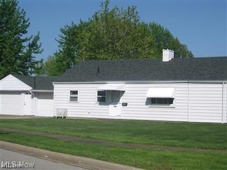 2494 E 39th St, Lorain, OH 44055