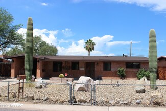 1030 W Schafer Dr, Tucson, AZ 85705