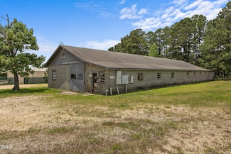 1085 Old Us Highway 421, Lillington, NC 27546