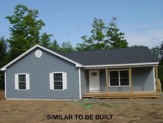 6 Hayfield Dr, Greene, ME 04236