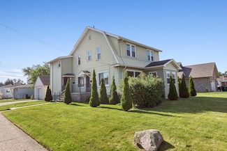 4205 18th St Unit 1 - main level, Wyandotte, MI 48192