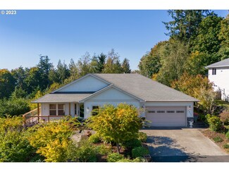 1925 SE Hancock St, Astoria, OR 97103
