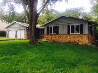 159 Illini Dr, Hopewell, IL 61565