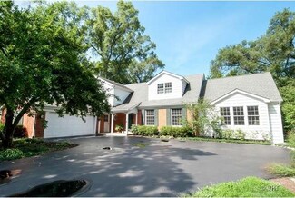 238 Abbott Place, Tower Lakes, IL 60010