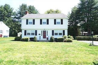 40 Miriam Ln, Lowell, MA 01852