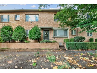 2031 NE Clackamas St Unit 14, Portland, OR 97232