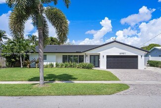 6991 NE 7th Ave, Boca Raton, FL 33487