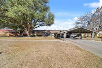 2727 E 25th St, Big Spring, TX 79720