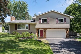 4710 Kevin Ln, Saint Paul, MN 55126