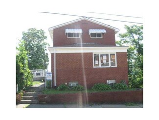 6 Kennedy St, Mc Kees Rocks, PA 15136