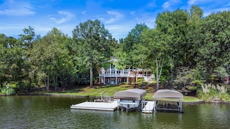 1131 Fleur de Lac Ln, Greensboro, GA 30642