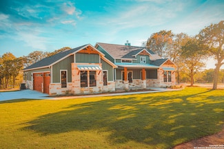 136 Hondo Ridge, La Vernia, TX 78121