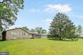 5245 King Ave, Rosedale, MD 21237