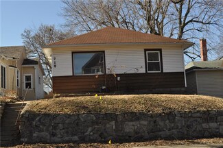 710 N 24th St, Saint Joseph, MO 64506