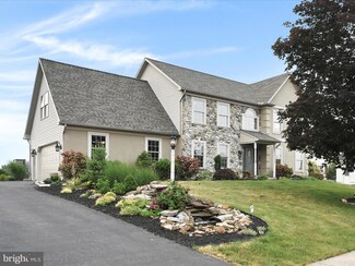 133 Round Hill Ln, Lancaster, PA 17603