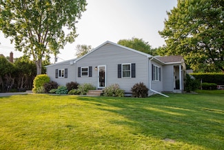 40 Olivetti Place, Plattsburgh, NY 12901