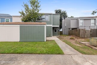 38 Larkspur Ln, Lafayette, LA 70507