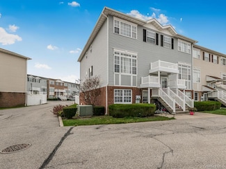 197 Surf Dr Unit 123, Bronx, NY 10473