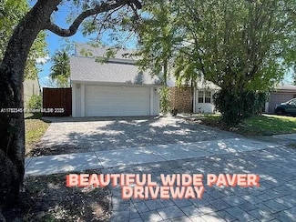 1350 S Fieldlark Ln, Homestead, FL 33035