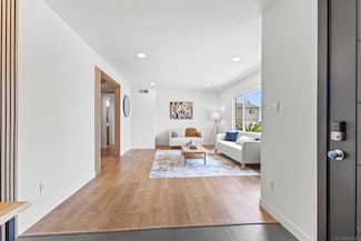 3115 Geronimo Ave, San Diego, CA 92117