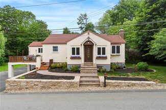 1 Cook St, Hopedale, MA 01747