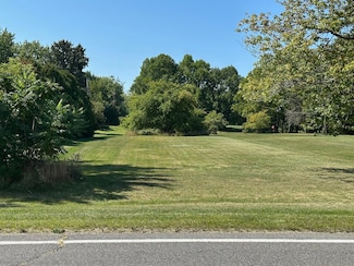 2308 Paw Ave, Benton Harbor, MI 49022