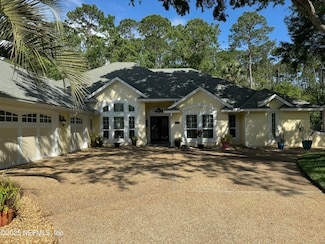 1880 Commodore Point Dr, Fleming Island, FL 32003