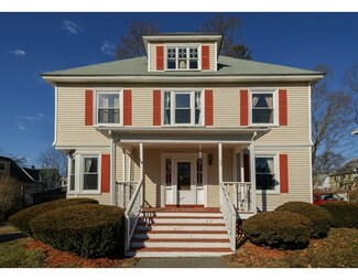 32 Hamilton Ave, Haverhill, MA 01830