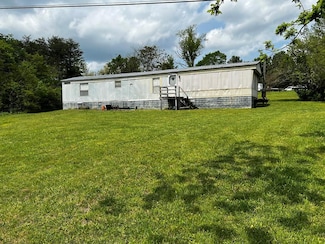 112 Templeton St, Spencer, TN 38585