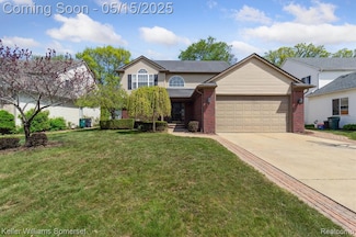 1339 Hartland Dr, Troy, MI 48083