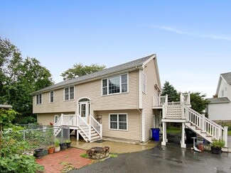 38 Carter St, Fall River, MA 02721