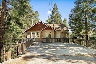 1053 Lausanne Dr, Crestline, CA 92325