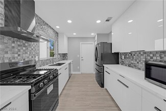 10024 Bundella Dr, Las Vegas, NV 89134