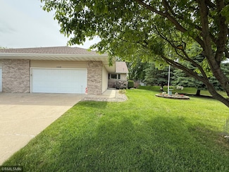 1508 Terrance Cir NE Unit 1508, New Prague, MN 56071