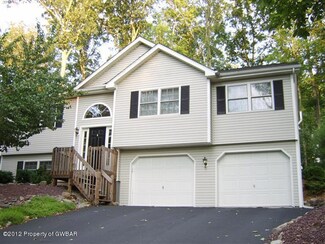 21 Edge Rock Dr, Drums, PA 18222