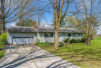 3908 S Section Line Rd, Delaware, OH 43015