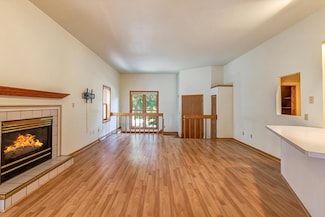 1680 N Astor St Unit 1680, Milwaukee, WI 53202