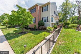 231 Georgetowne Ct, Royersford, PA 19468