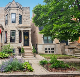 4914 S Washington Park Ct, Chicago, IL 60615