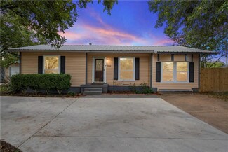 206 N Tyler St, Mc Gregor, TX 76657