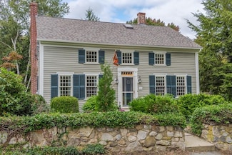 23 Dale St, Rochdale, MA 01542