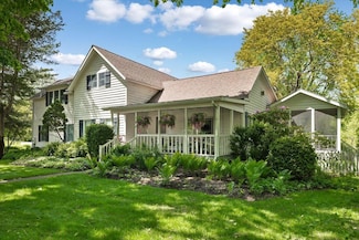 19850 Witt Rd, Three Oaks, MI 49128